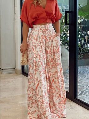 Wide-Leg Printed Palazzo Pants in Coral on Cream